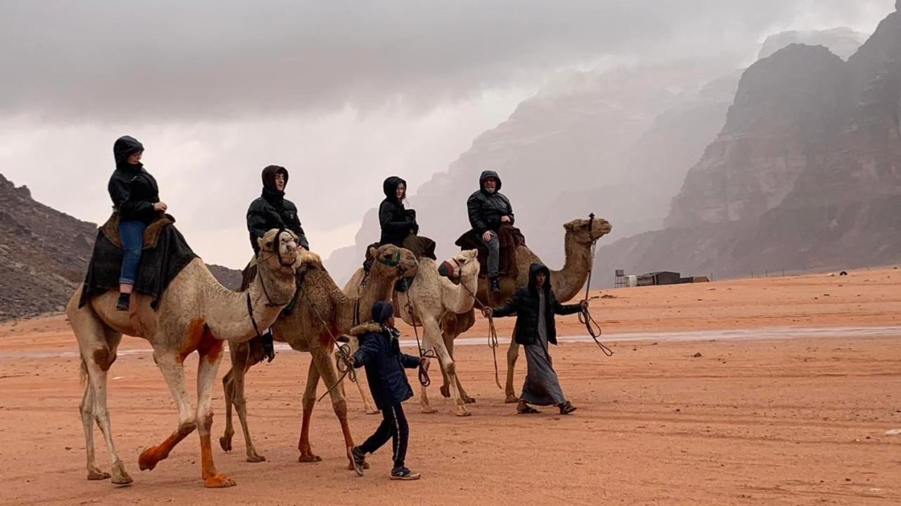 Wadi Rum Travel Camp Ξενοδοχείο Εξωτερικό φωτογραφία